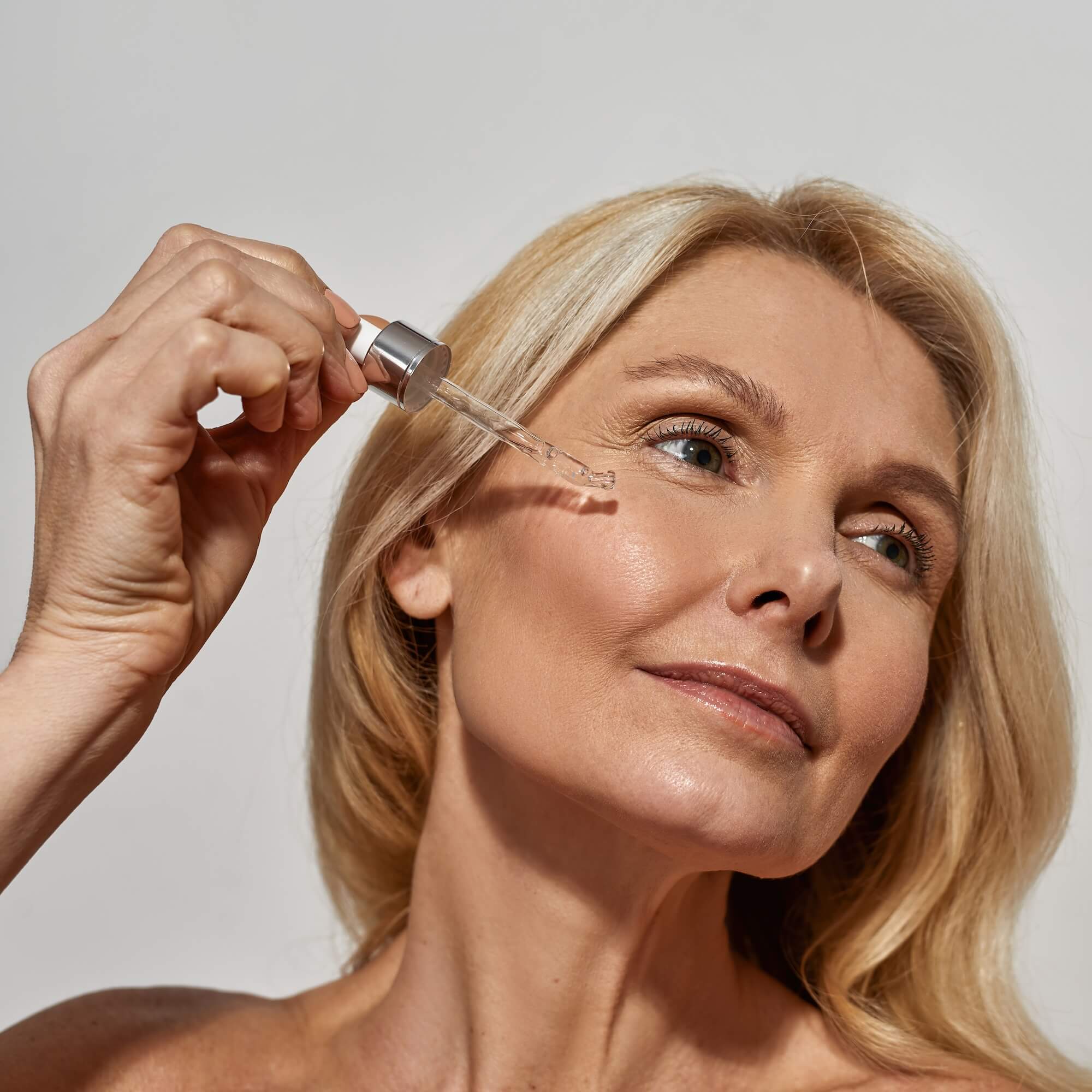 The Best Ingredients to Restore Menopausal Skin